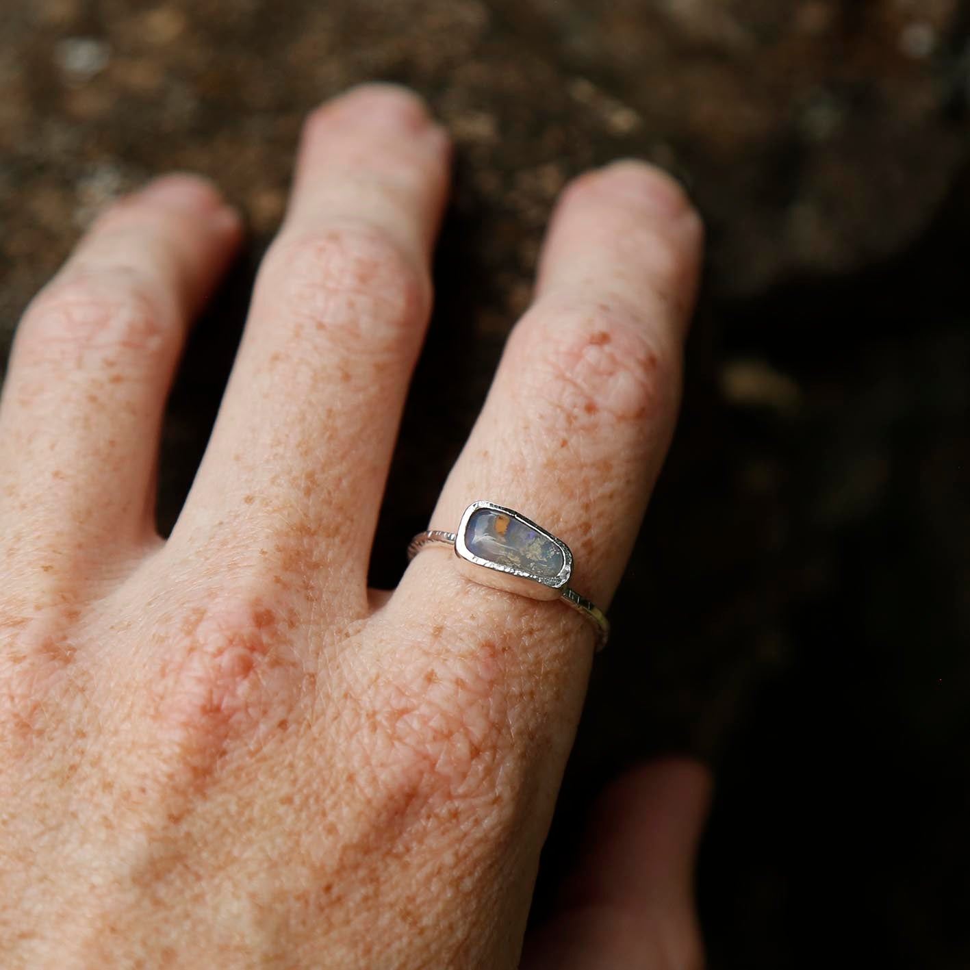 opal ring in solid silver | Q 1/2
