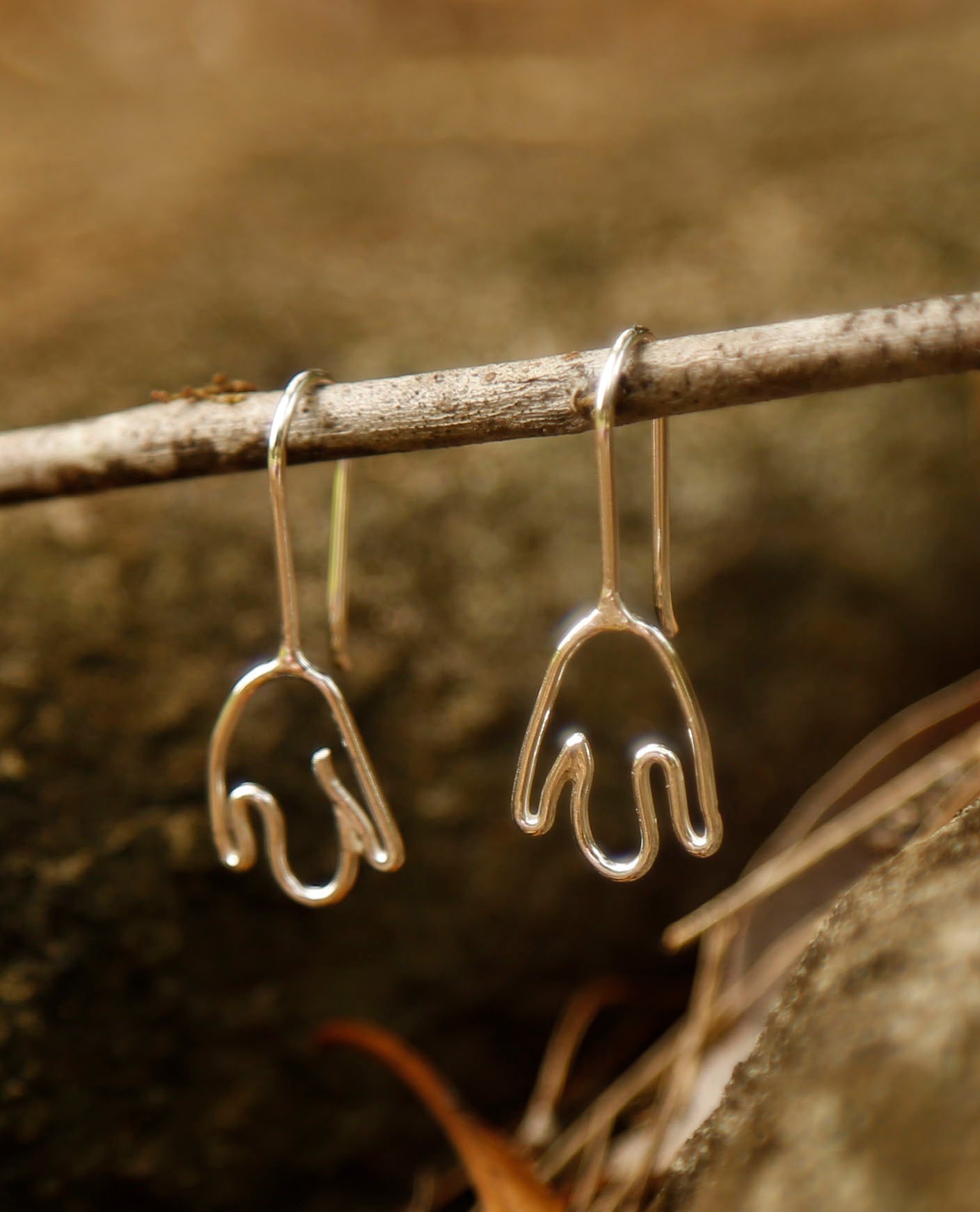 dinosaur earrings | large ornithopod | solid silver