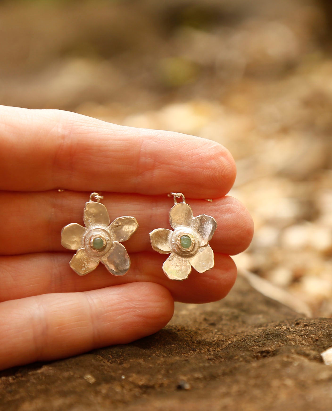 emerald earrings | solid silver