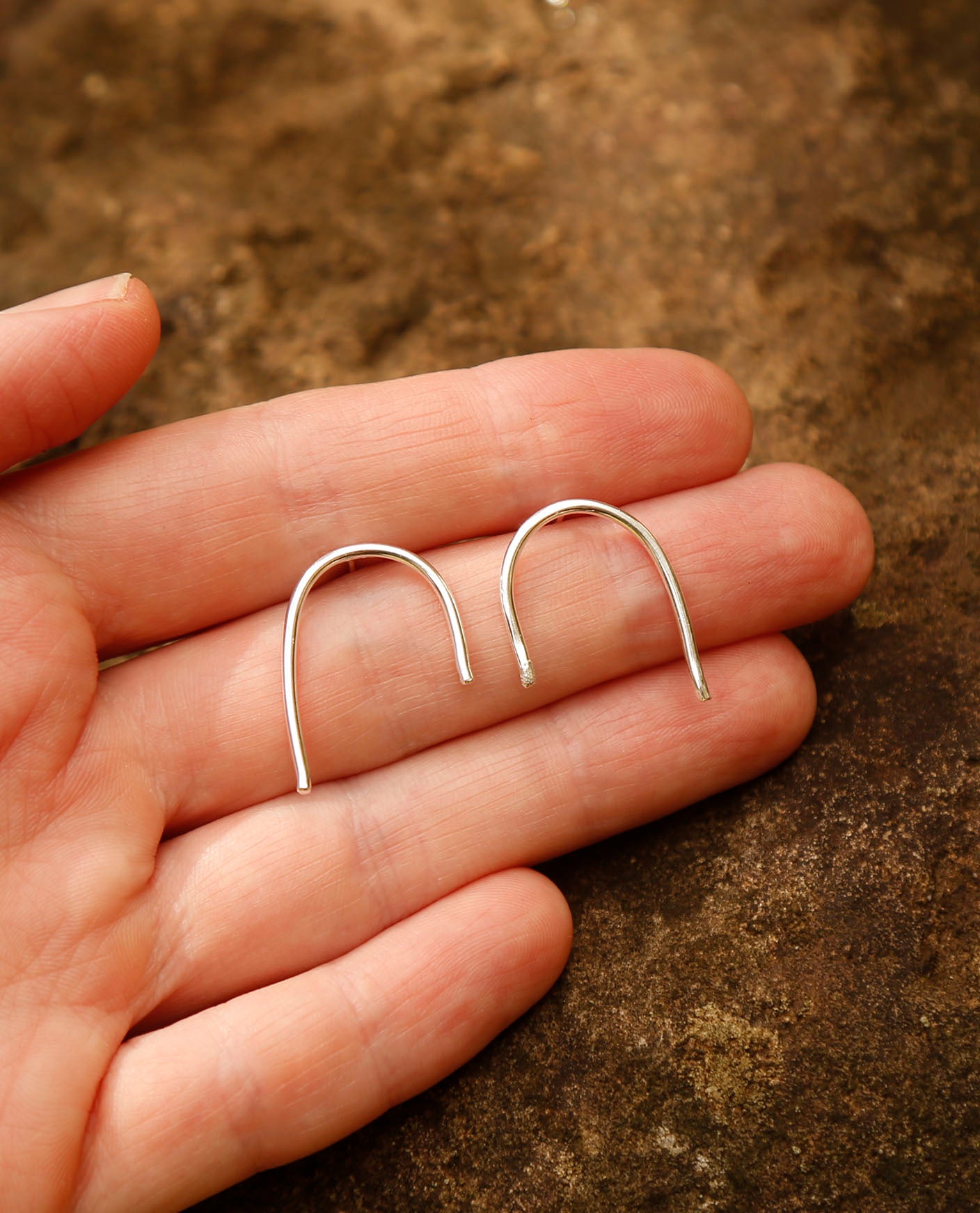 line earrings | curve 2 | solid silver