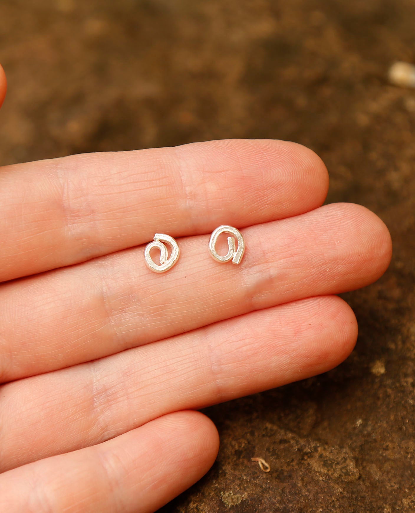 line earrings | cinnamon scrolls | solid silver