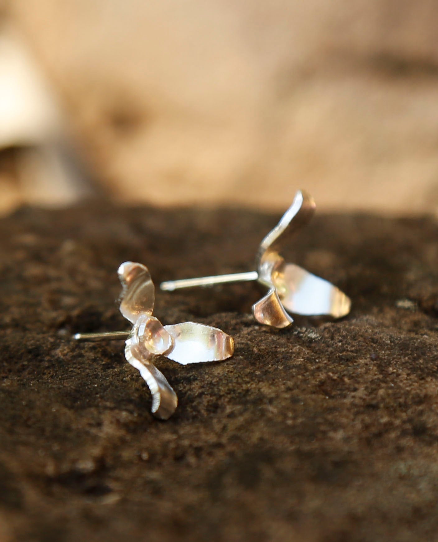 flannel flower earrings | solid silver