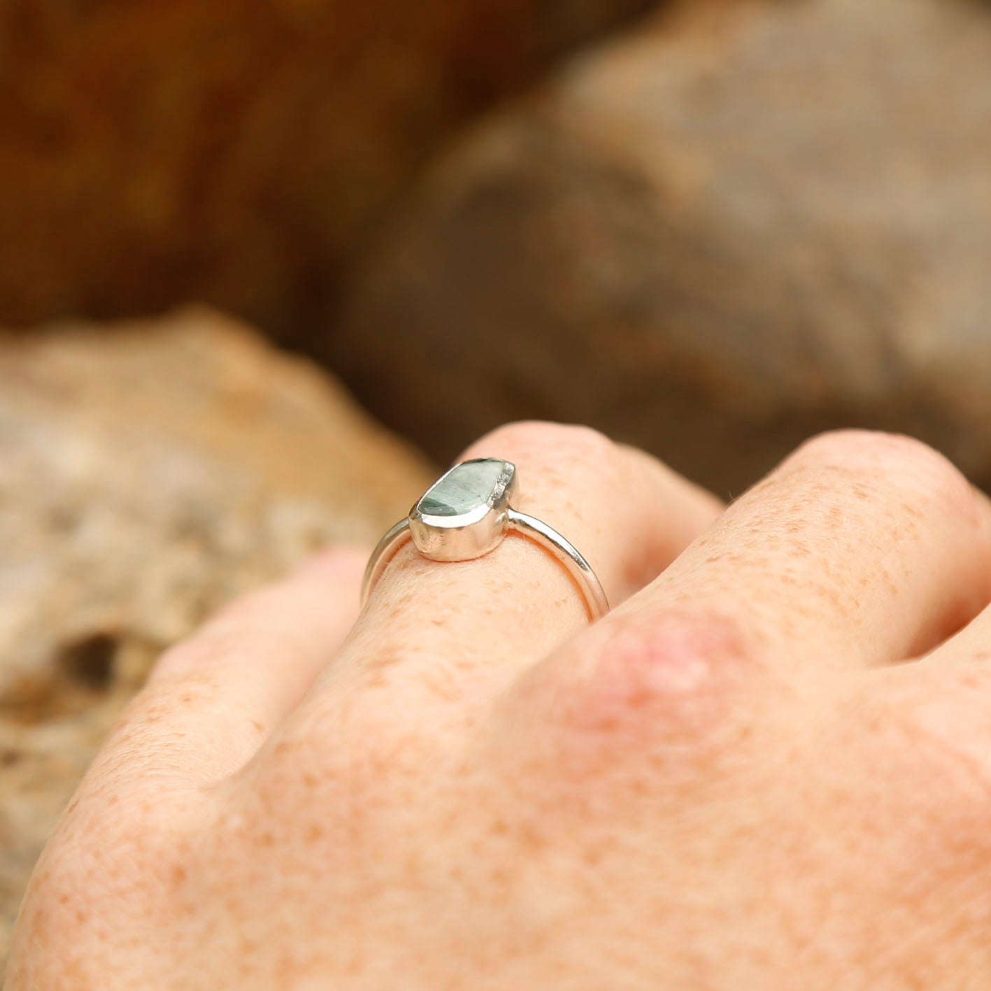emerald ring | K