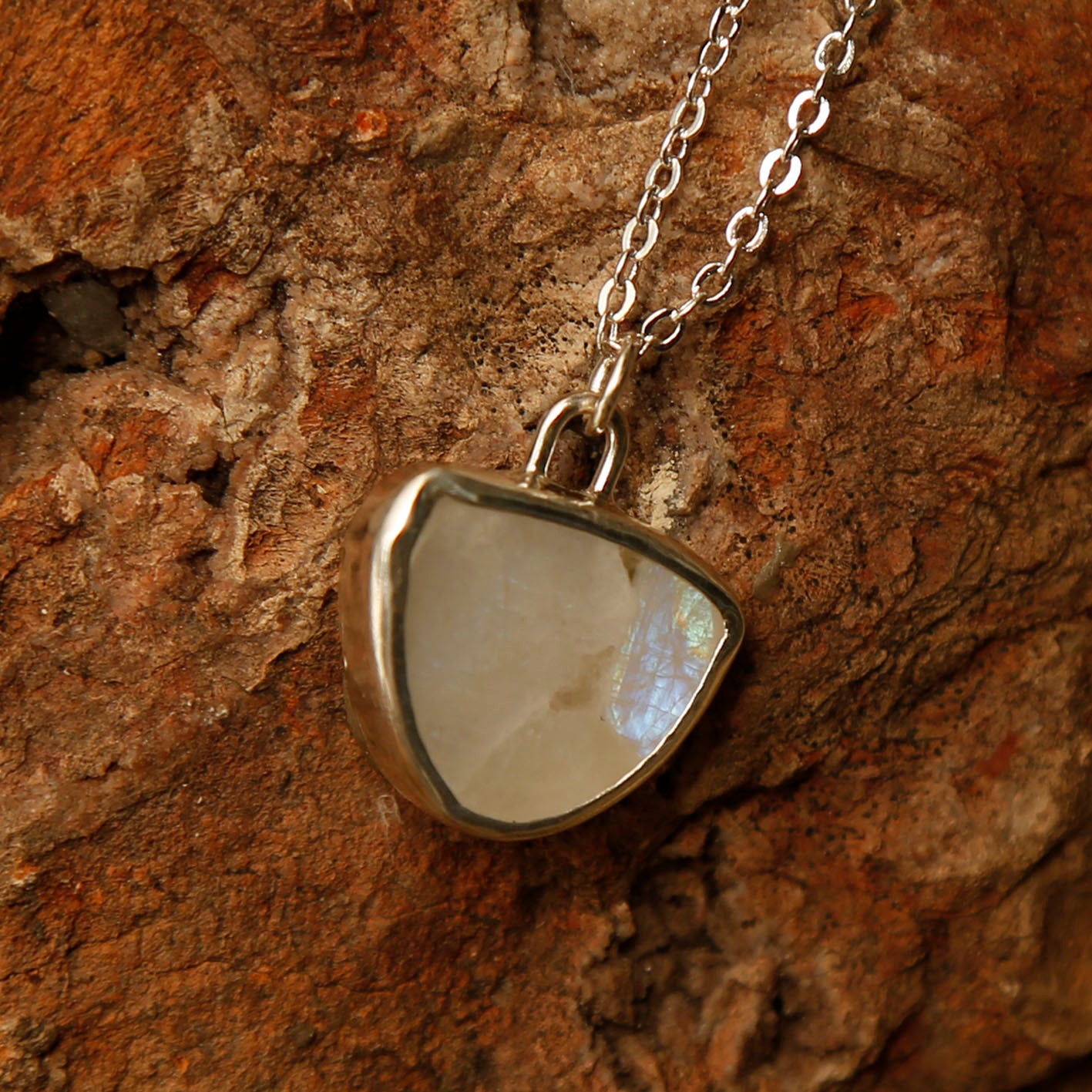 moonstone pendant | solid silver
