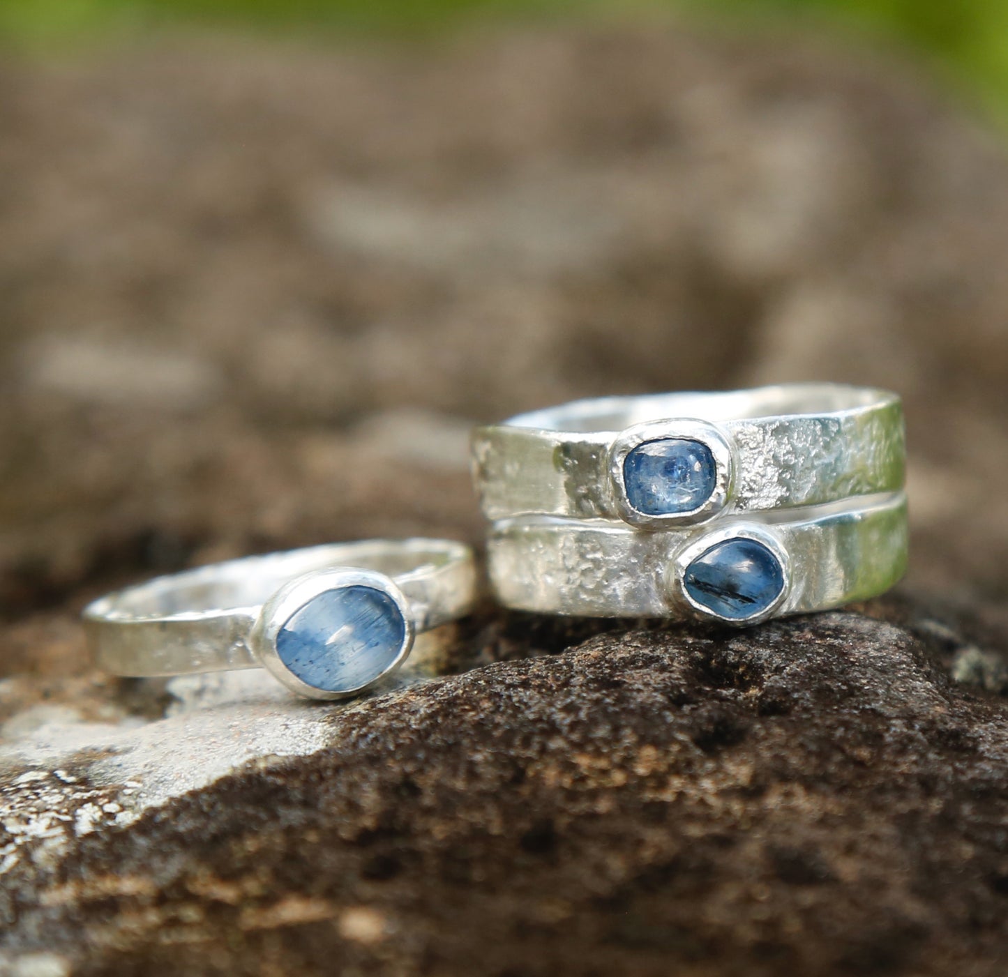 kyanite ring in solid silver | N