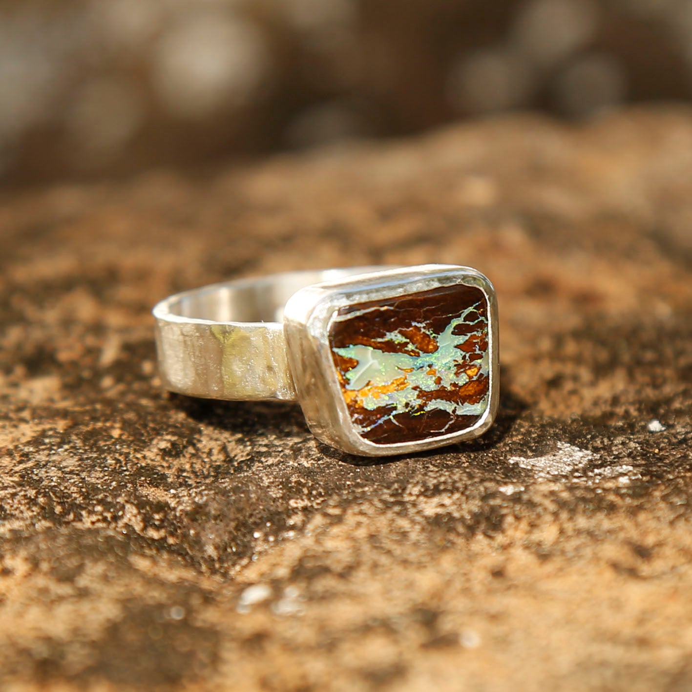 opal ring in solid silver | U