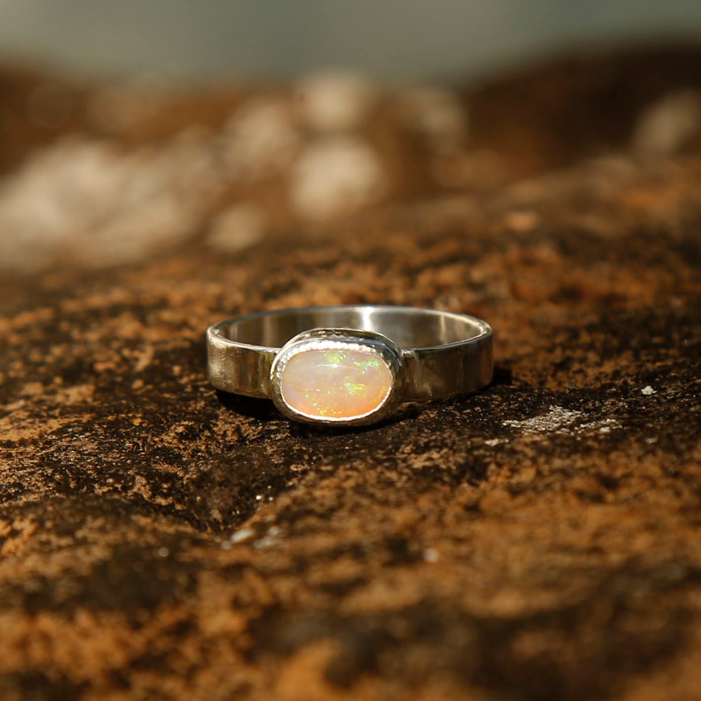 opal ring in solid silver | P 1/2