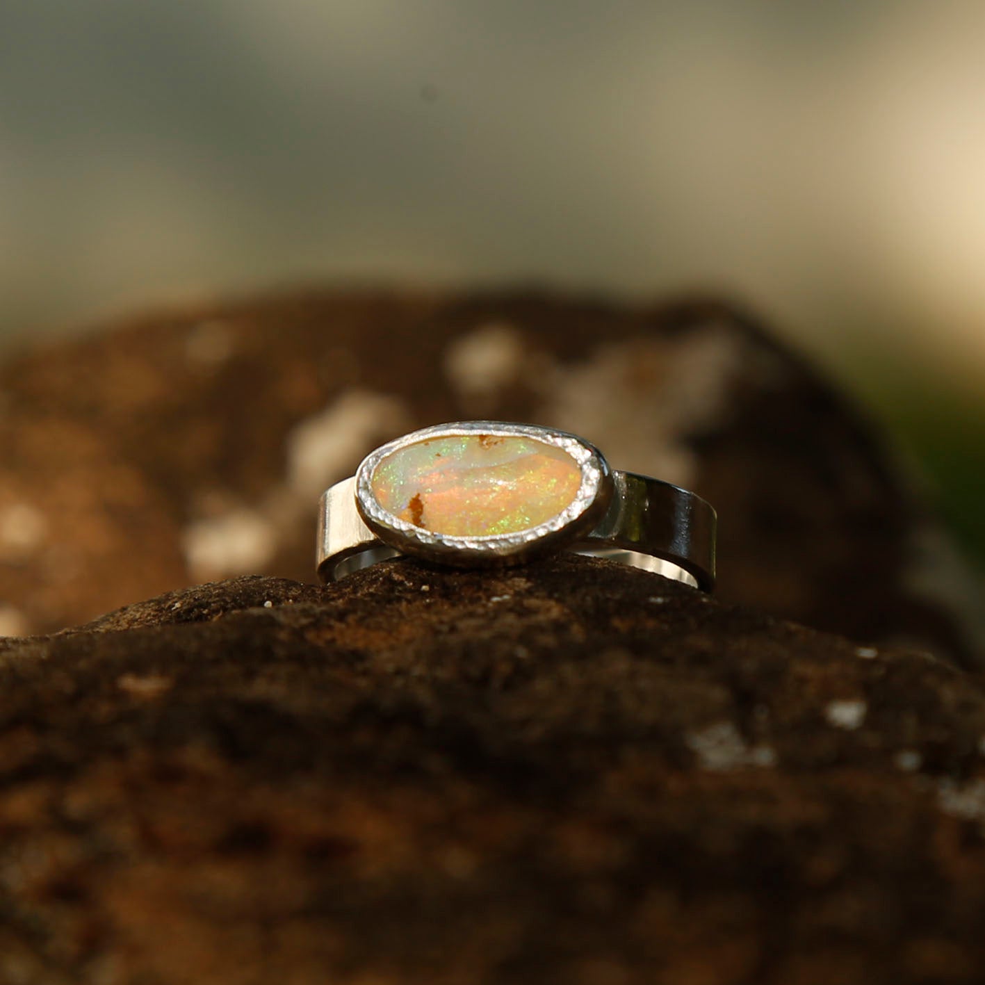 opal ring in solid silver | M