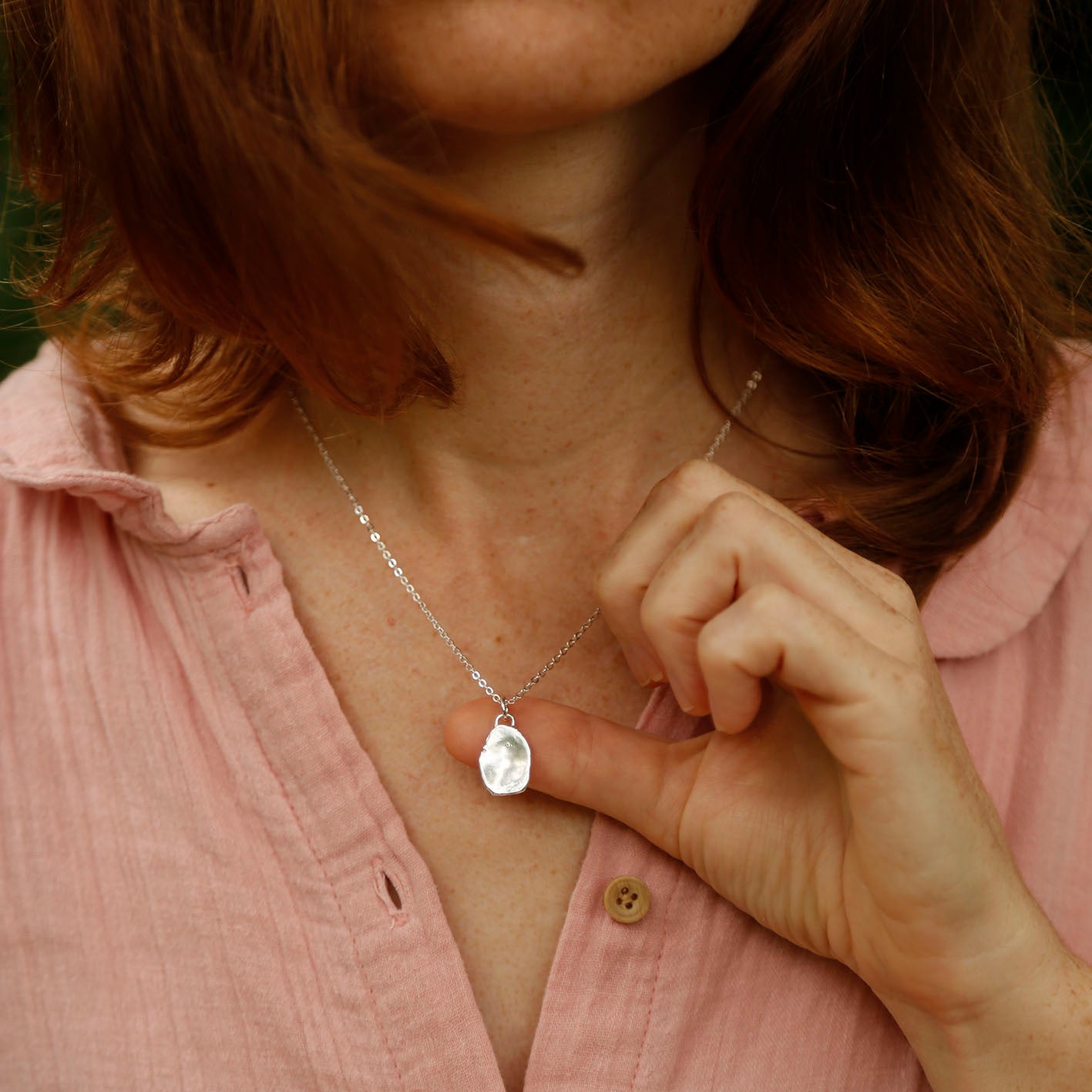 pebble pendant large | solid silver