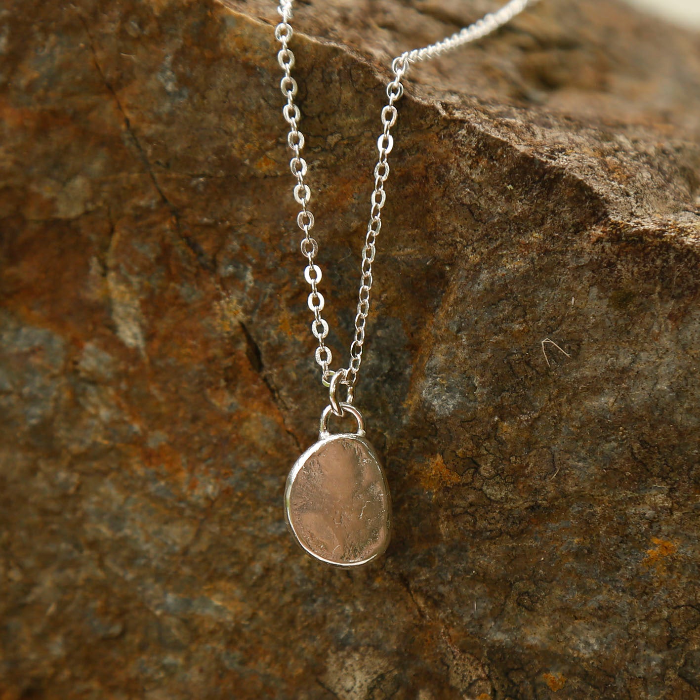 pebble pendant medium | solid silver