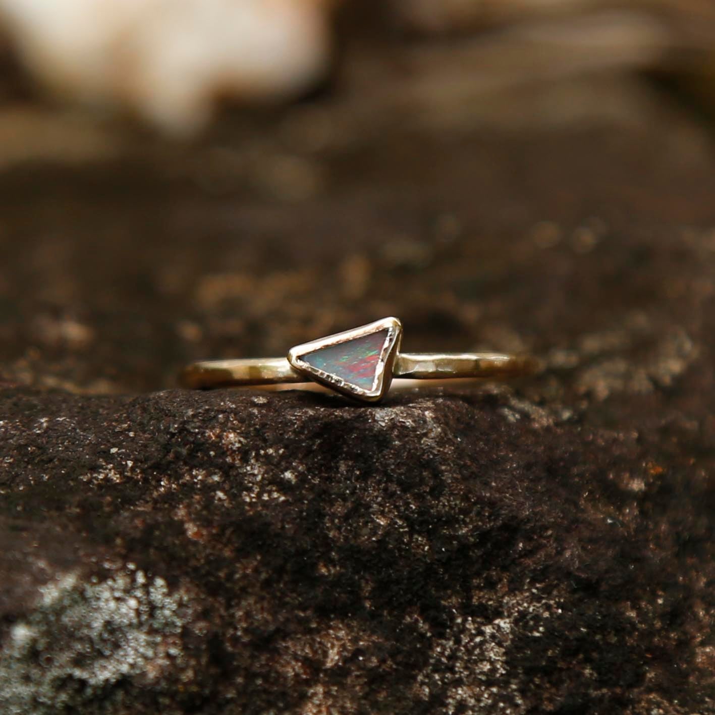 opal ring in solid gold | N 1/2