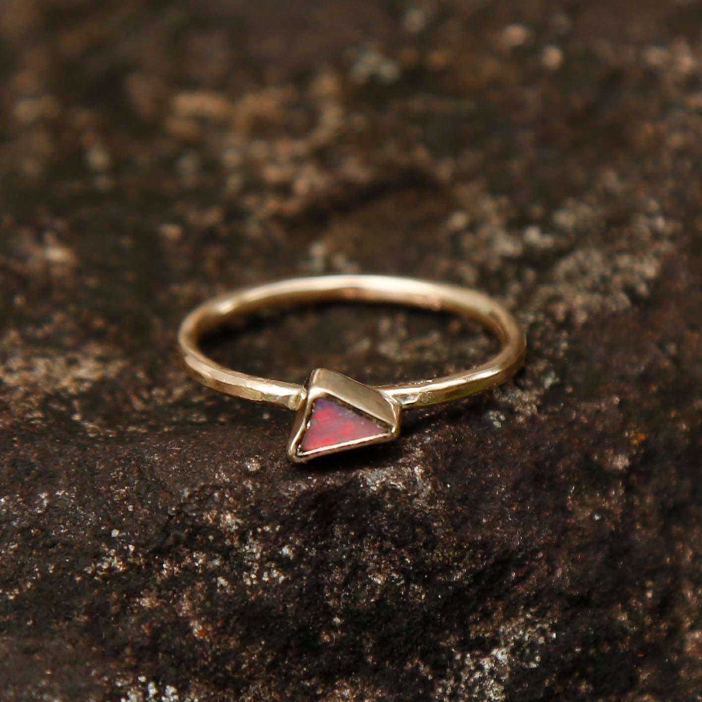 opal ring in solid gold | N 1/2