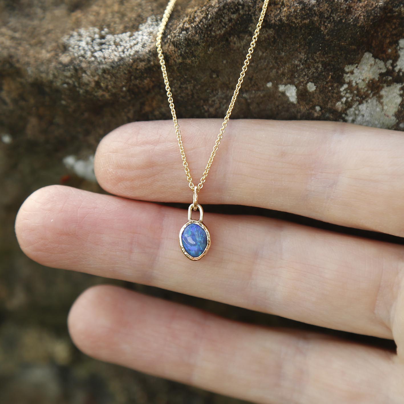 opal pendant | solid gold