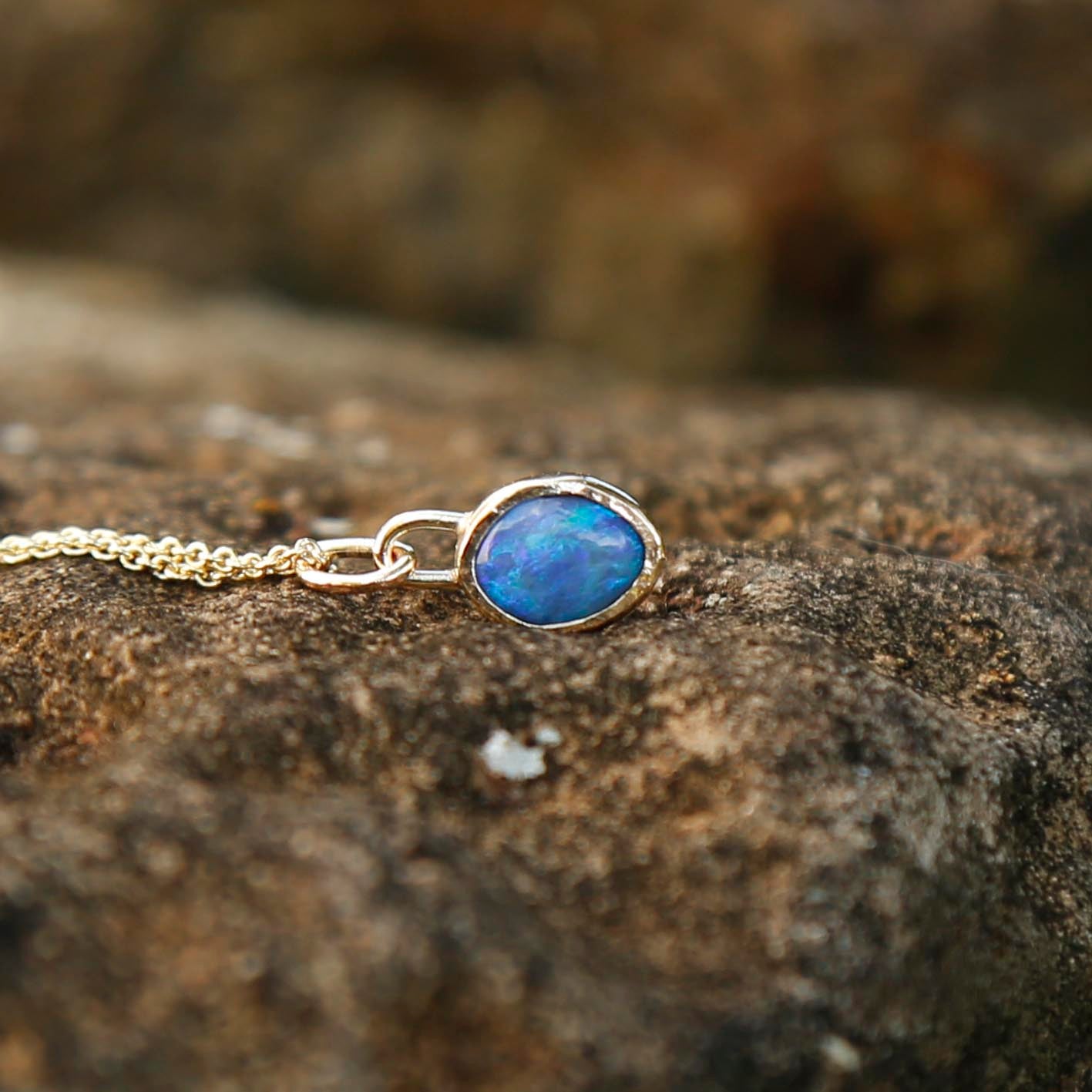 opal pendant | solid gold