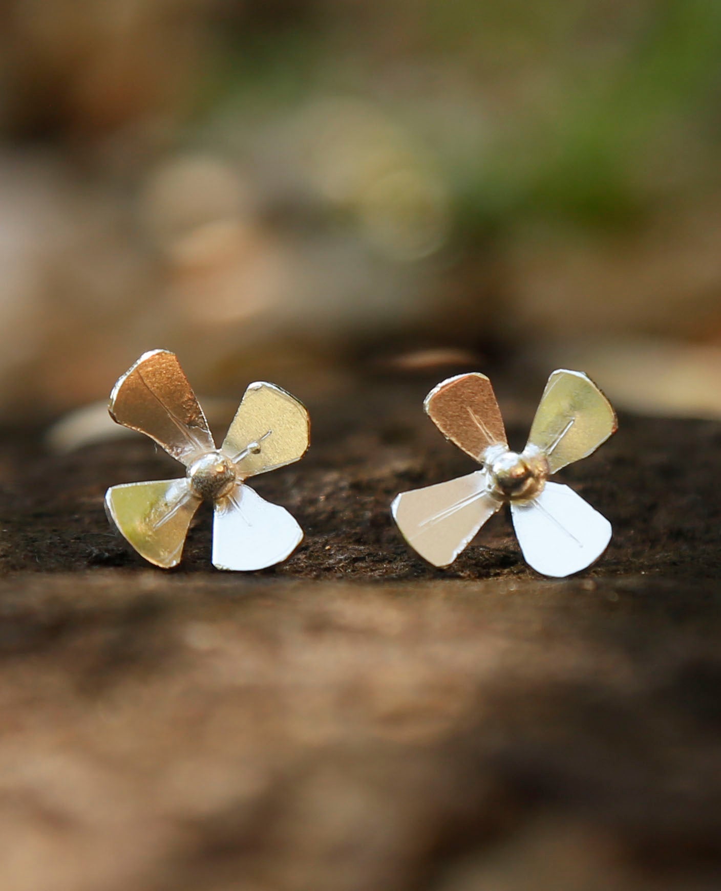 daisy earrings | solid silver