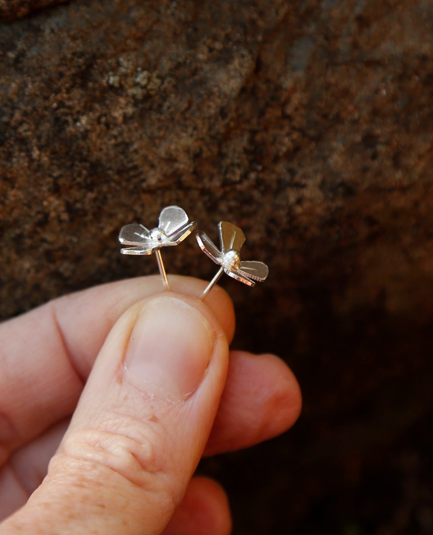 daisy earrings | solid silver