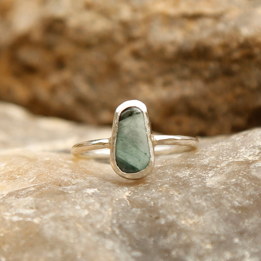emerald ring | K