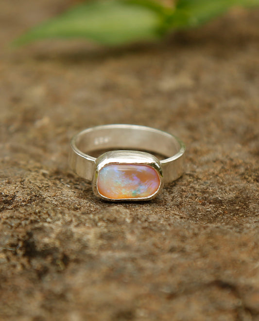 opal ring in solid silver | K 3/4