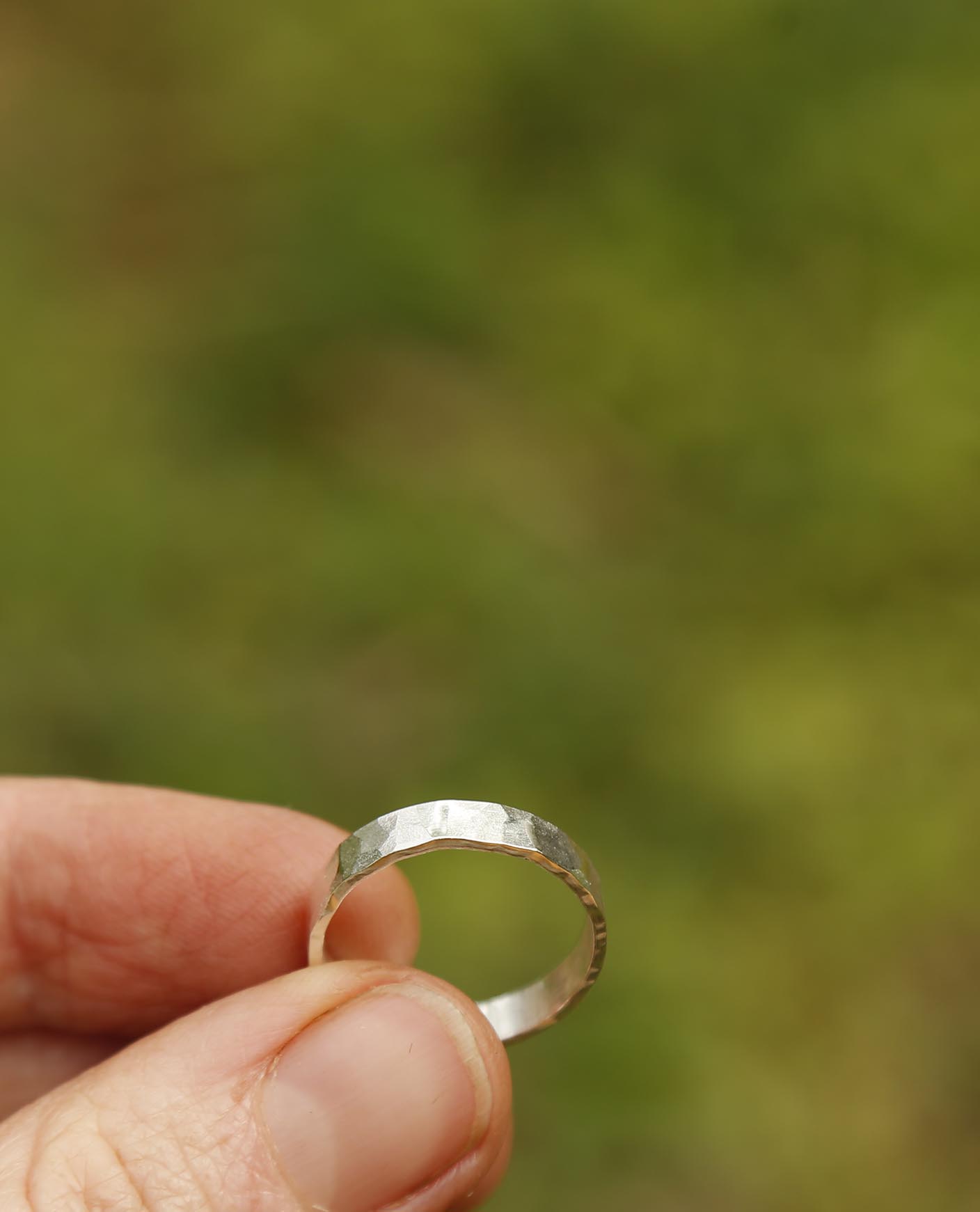 wide band | hammered | solid silver