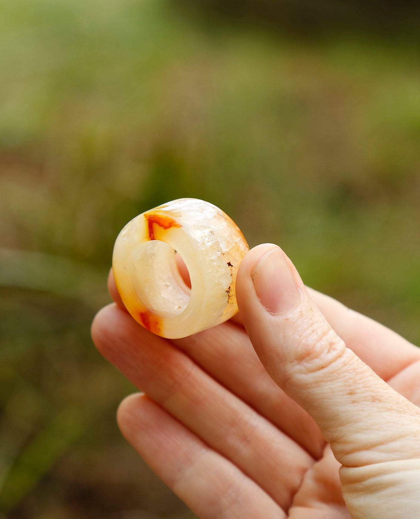 chamber | solid stone