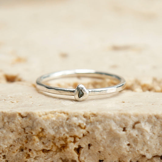 sapphire ring | N