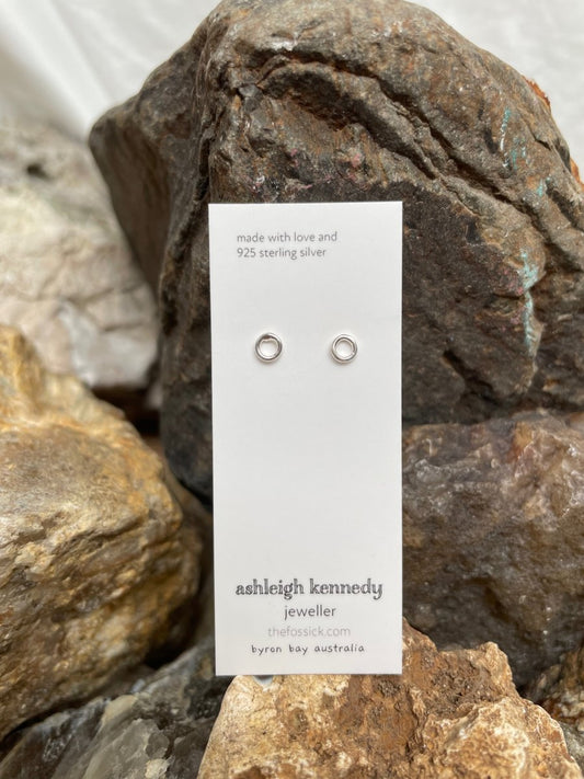 circle studs | solid silver